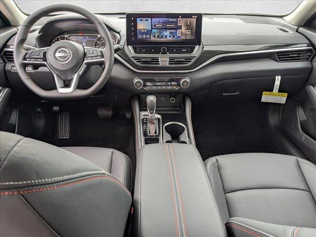 New 2025 Nissan Altima 2.5 SR w/ SR Premium Package FWD image 13
