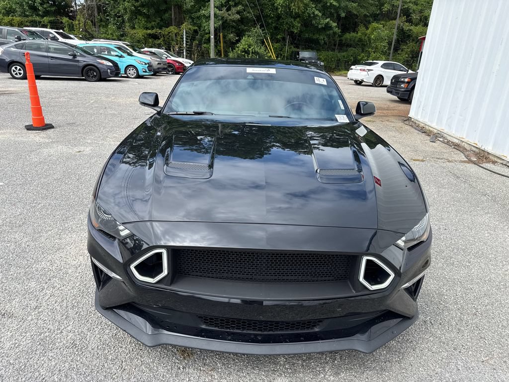 Used 2023 Ford Mustang GT Premium w/ Equipment Group 401A RWD image 3