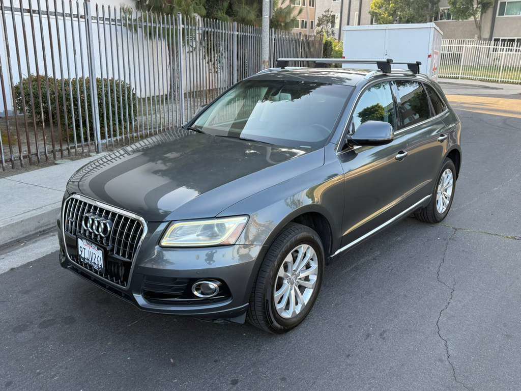 Used 2016 Audi Q5 2.0T Premium Plus w/ Technology Package AWD/4WD image 3