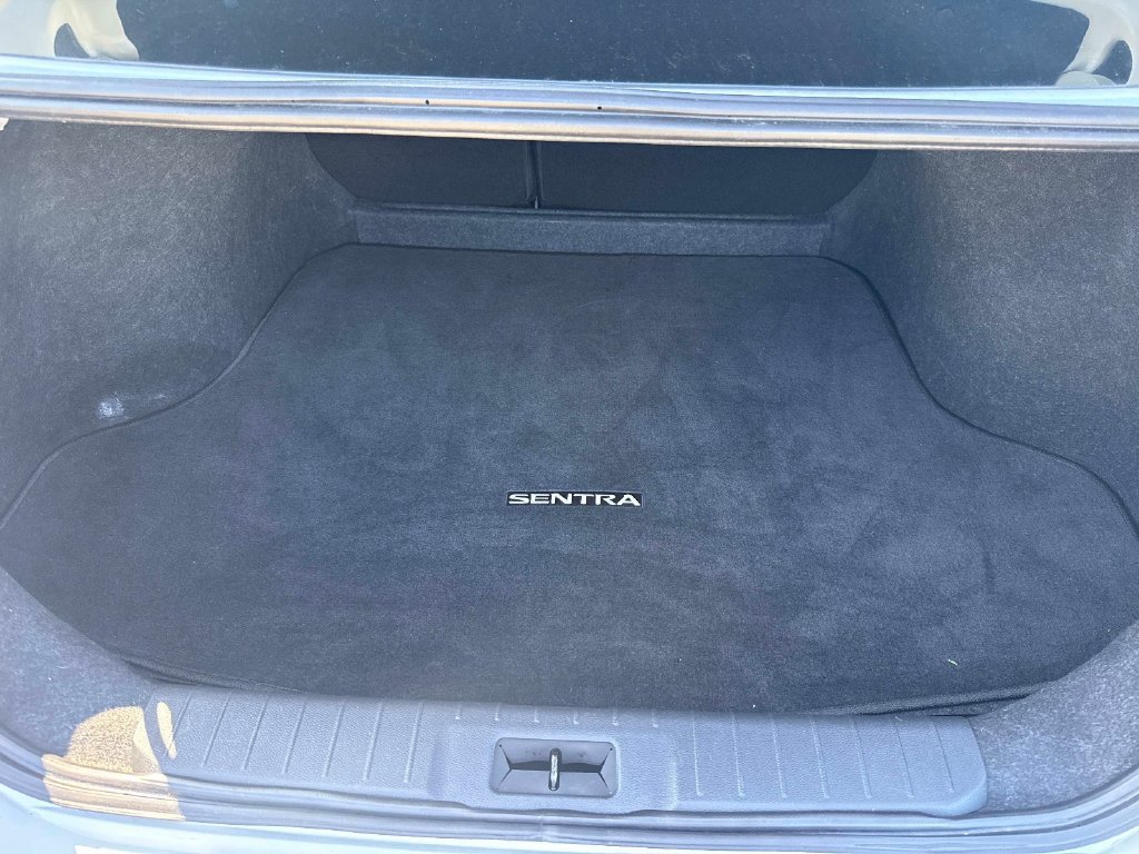 Certified 2024 Nissan Sentra SV FWD image 7