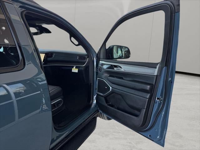 New 2026 Jeep Grand Wagoneer L Limited AWD/4WD image 68