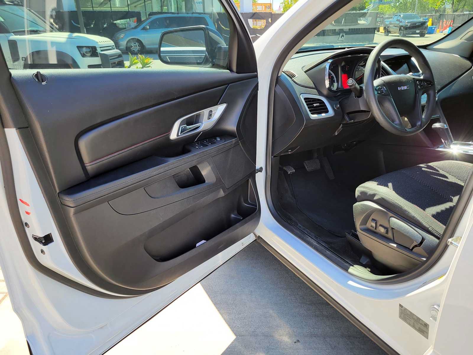 Used 2016 GMC Terrain SLE FWD image 19
