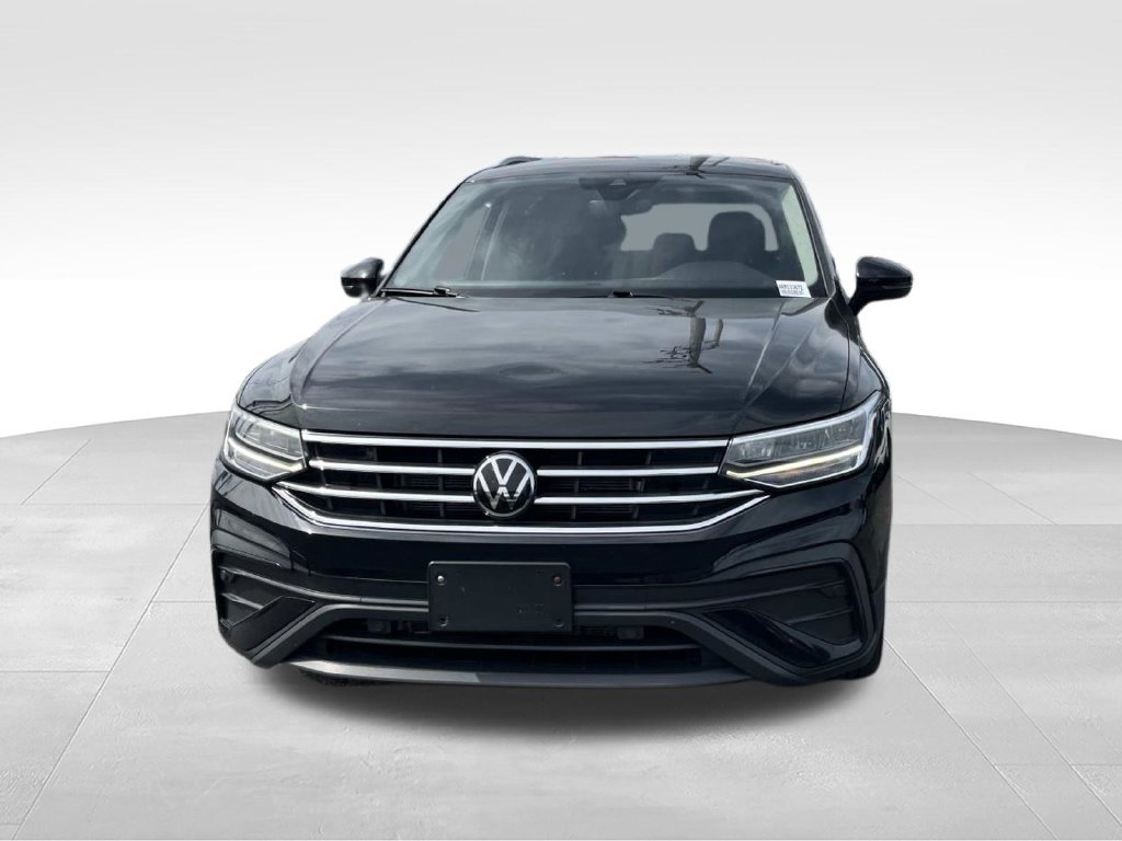 Used 2024 Volkswagen Tiguan SE AWD/4WD image 10
