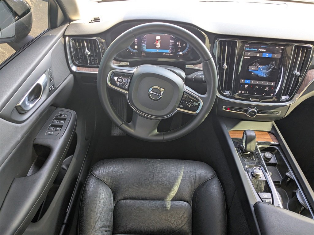 Used 2024 Volvo S60 B5 Plus image 16