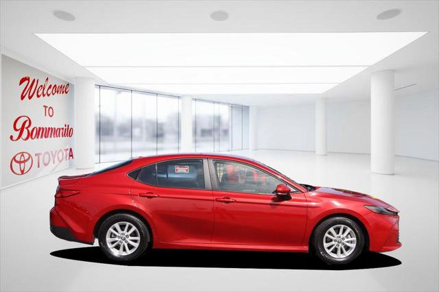 Certified 2025 Toyota Camry LE image 5