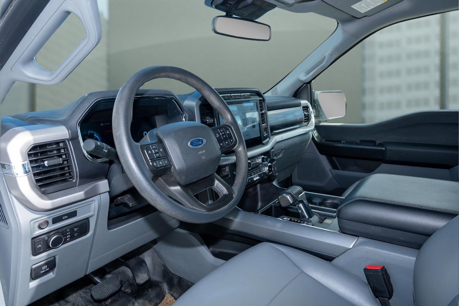 Used 2022 Ford F150 Lightning Pro image 14