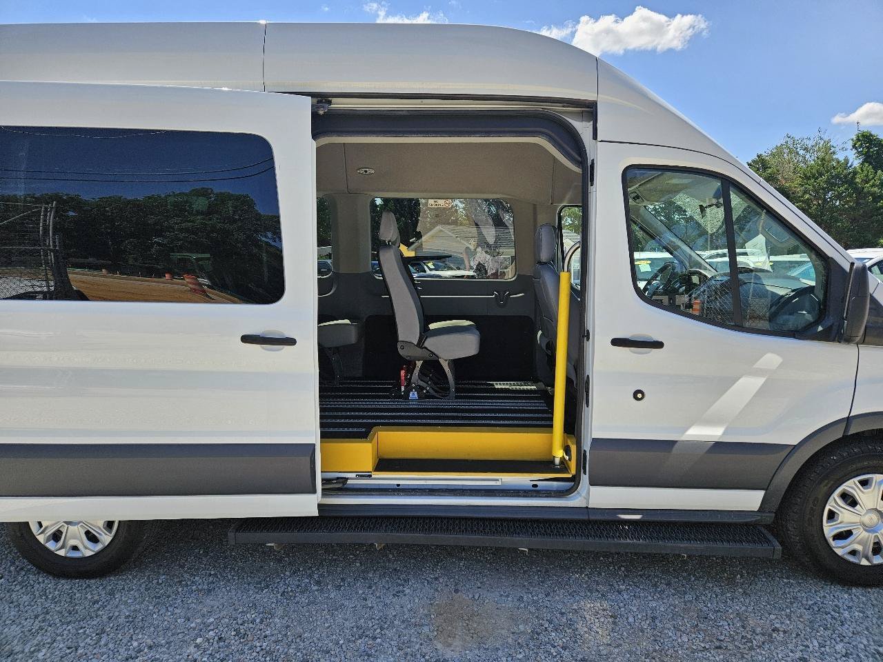 Used 2019 Ford Transit 350 XL RWD image 42