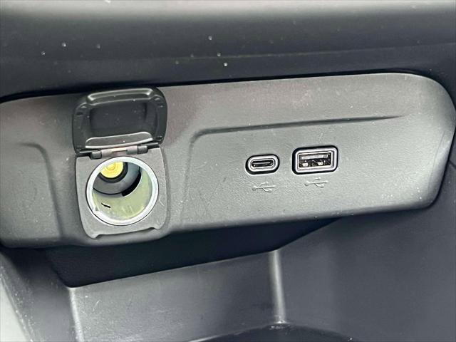 Used 2024 Chevrolet Trax RS w/ Driver Confidence Package image 27