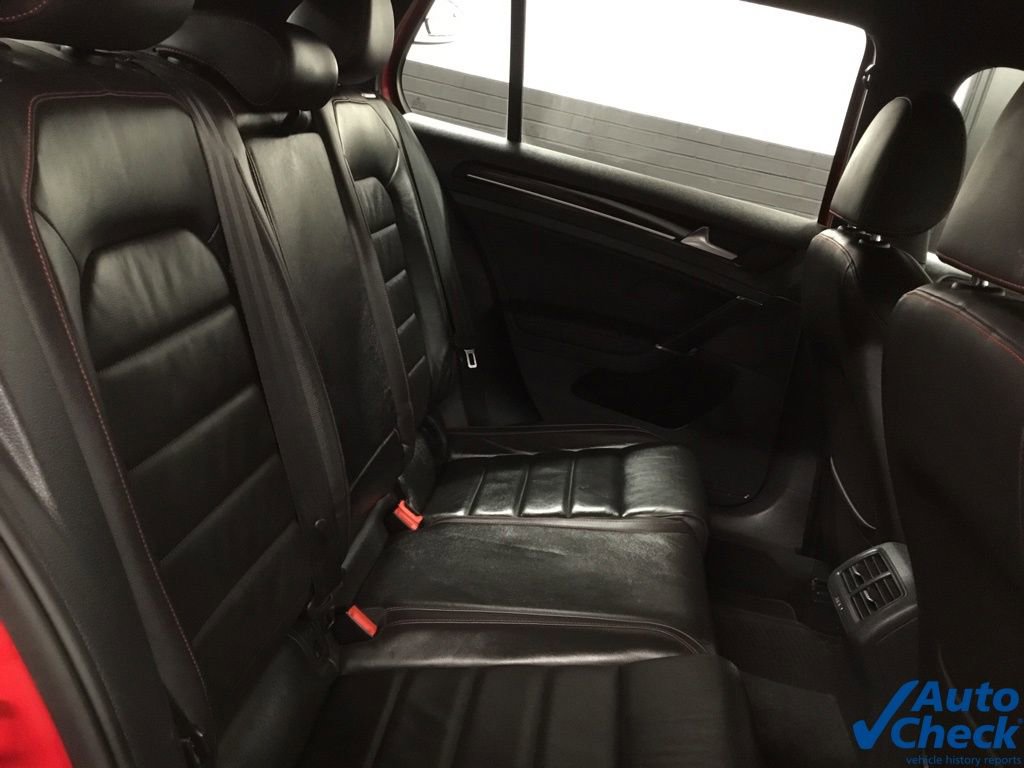 Used 2015 Volkswagen GTI SE w/ Lighting Package (SEL) FWD image 30