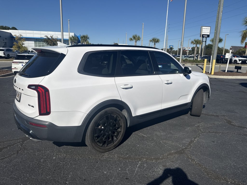 Used 2021 Kia Telluride SX w/ SX Prestige Package AWD/4WD image 3