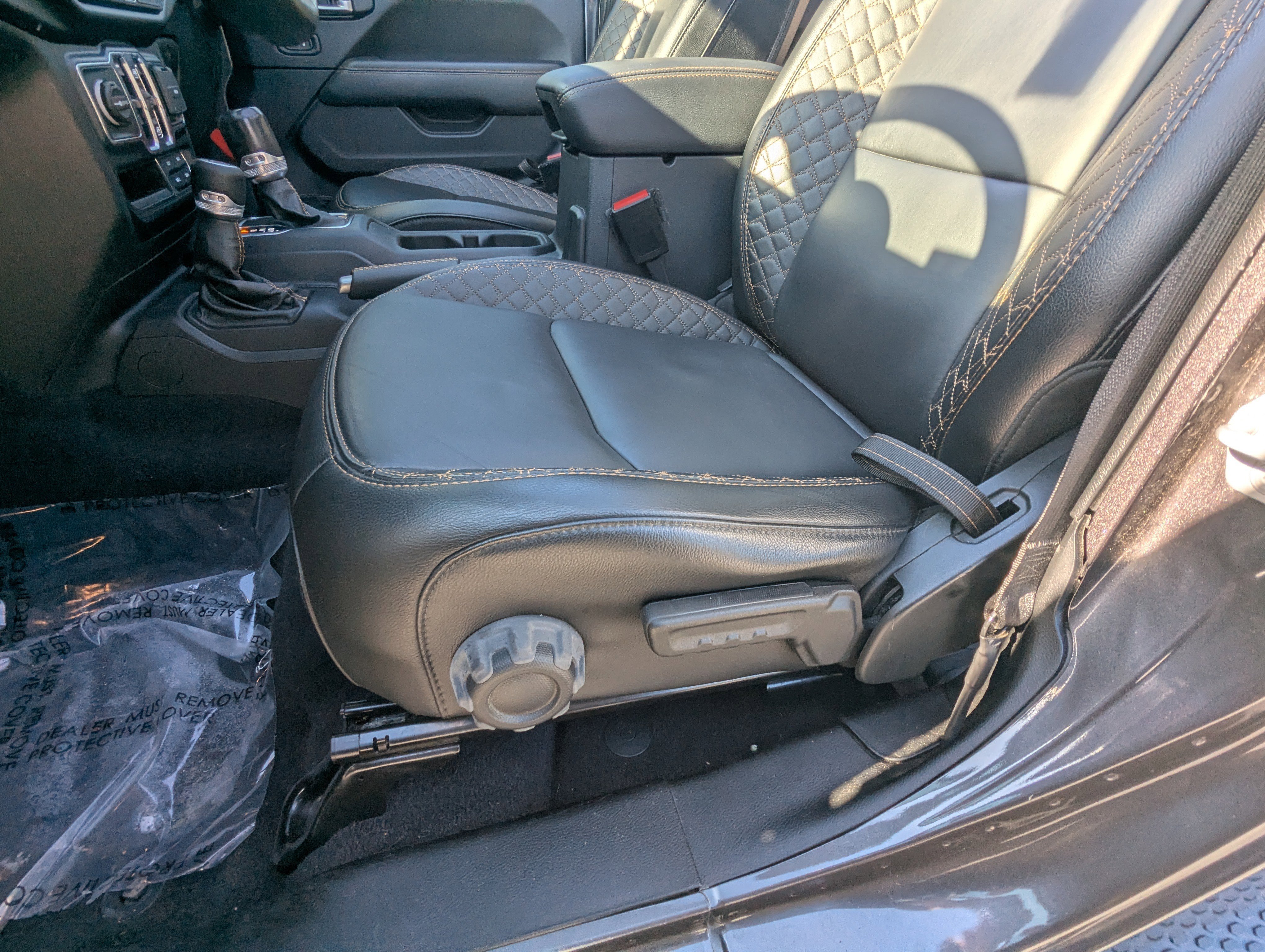 Used 2021 Jeep Wrangler Unlimited Sahara image 16