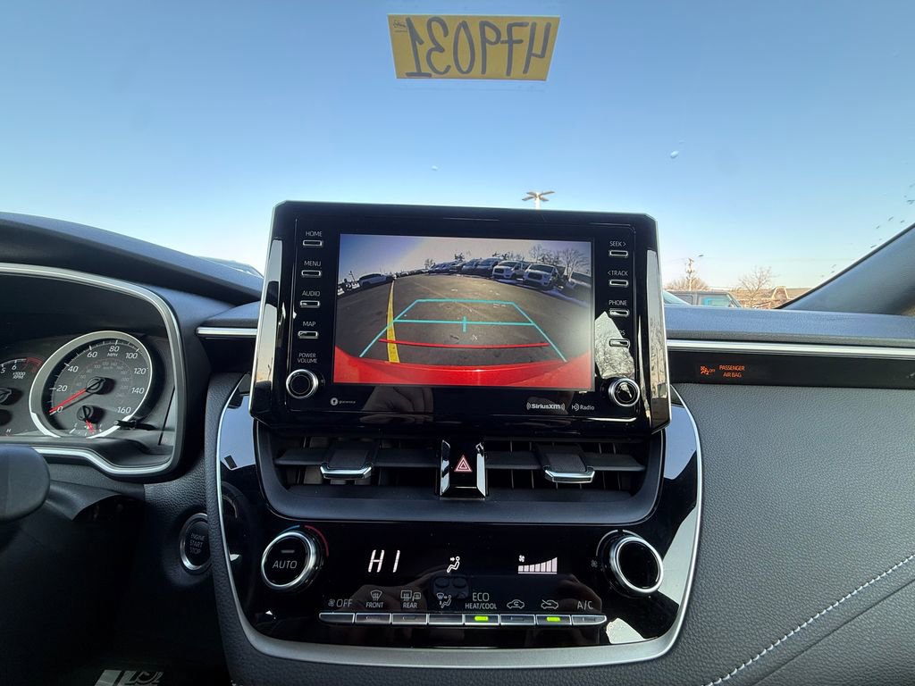 Used 2021 Toyota Corolla SE w/ Special Edition image 23