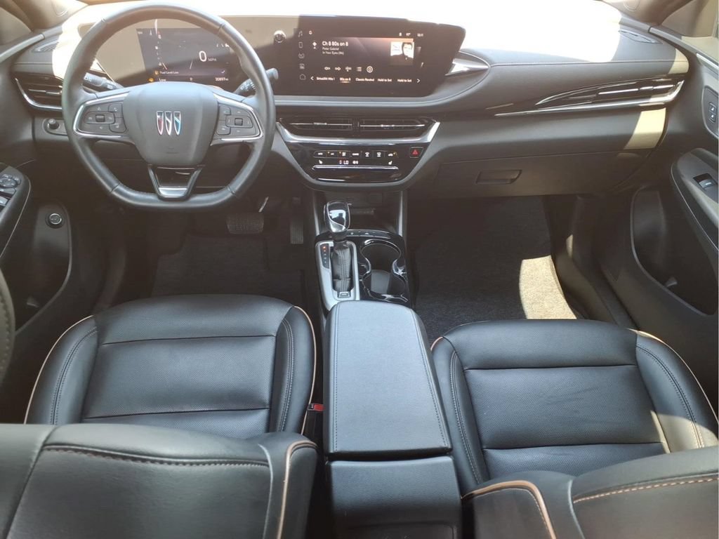 Used 2025 Buick Envista Avenir FWD image 17