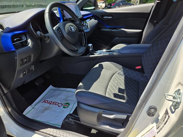 Used 2020 Toyota C-HR XLE FWD image 10