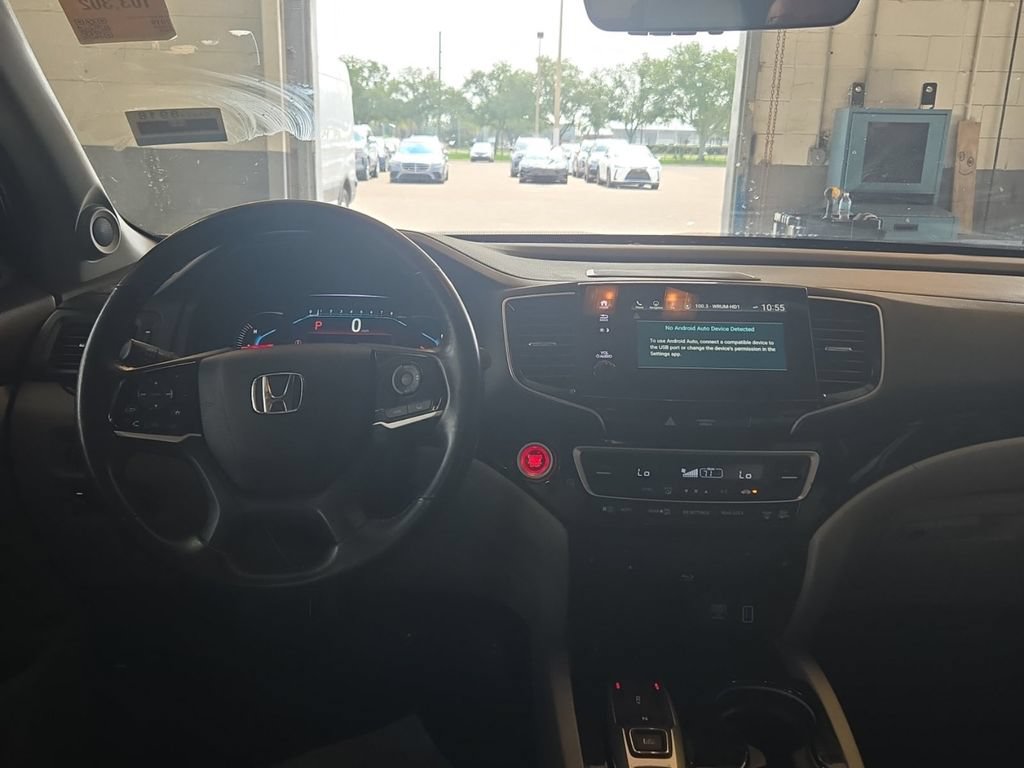 Used 2019 Honda Pilot Touring image 9