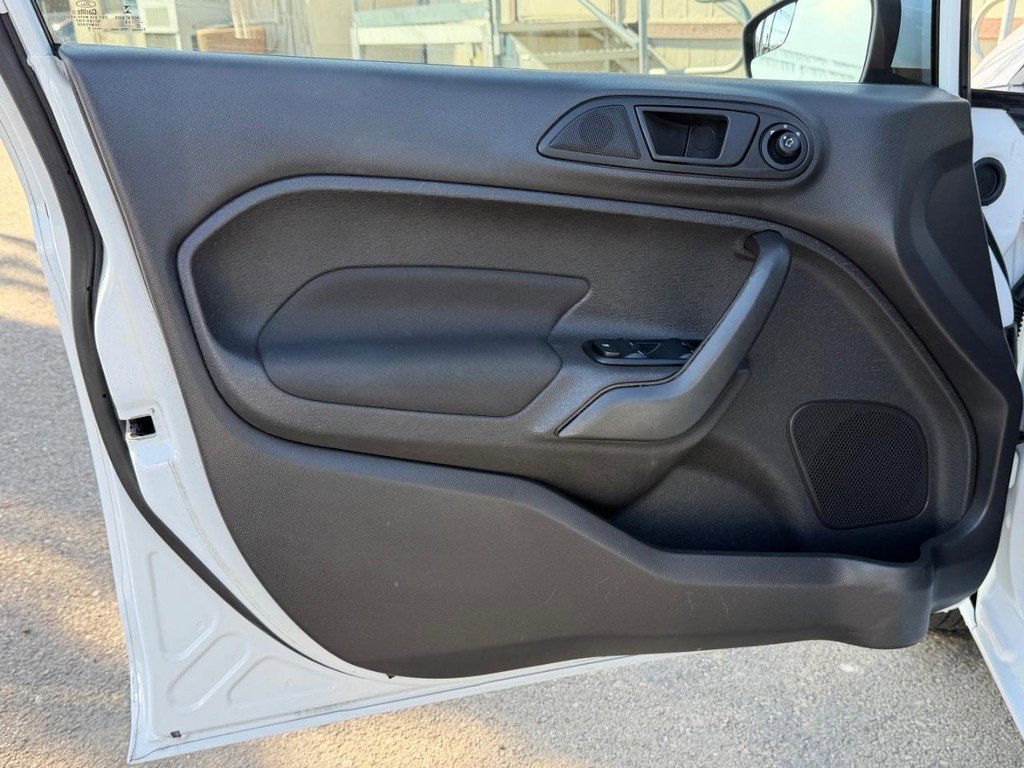 Used 2019 Ford Fiesta SE w/ Equipment Group 201A image 15