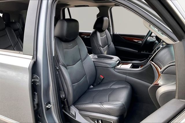 Used 2020 Cadillac Escalade Luxury image 20