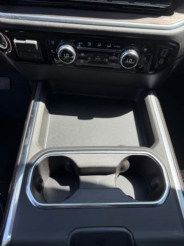 New 2025 GMC Sierra 2500 SLT w/ SLT Premium Package image 17