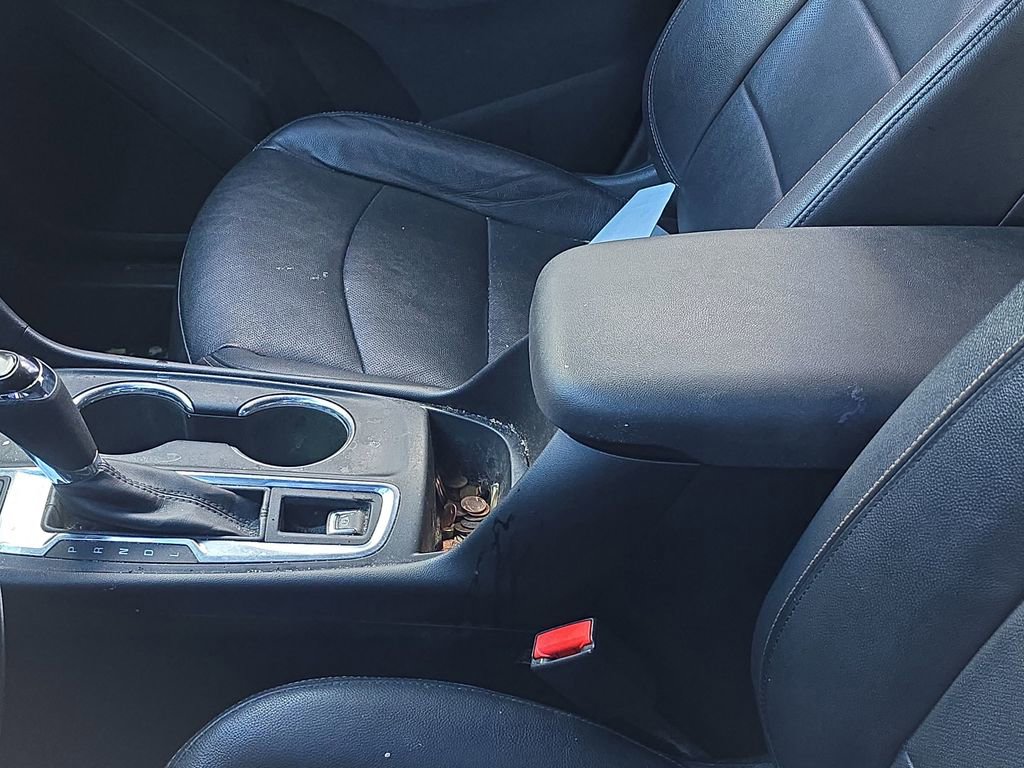 Used 2020 Chevrolet Equinox LT w/ Midnight Edition image 11