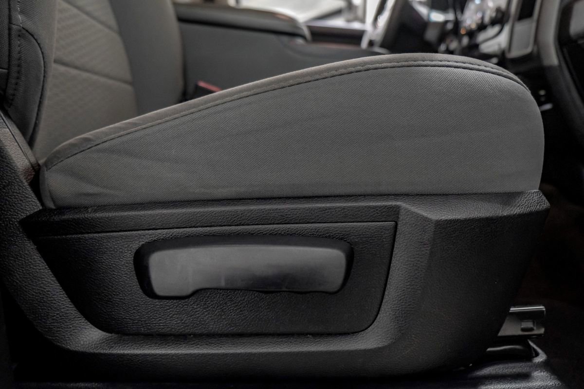 Used 2013 RAM 1500 Express RWD image 31