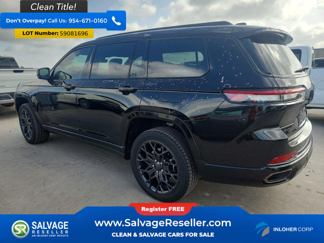 Used 2025 Jeep Grand Cherokee L Summit w/ Obsidian Package AWD/4WD image 3