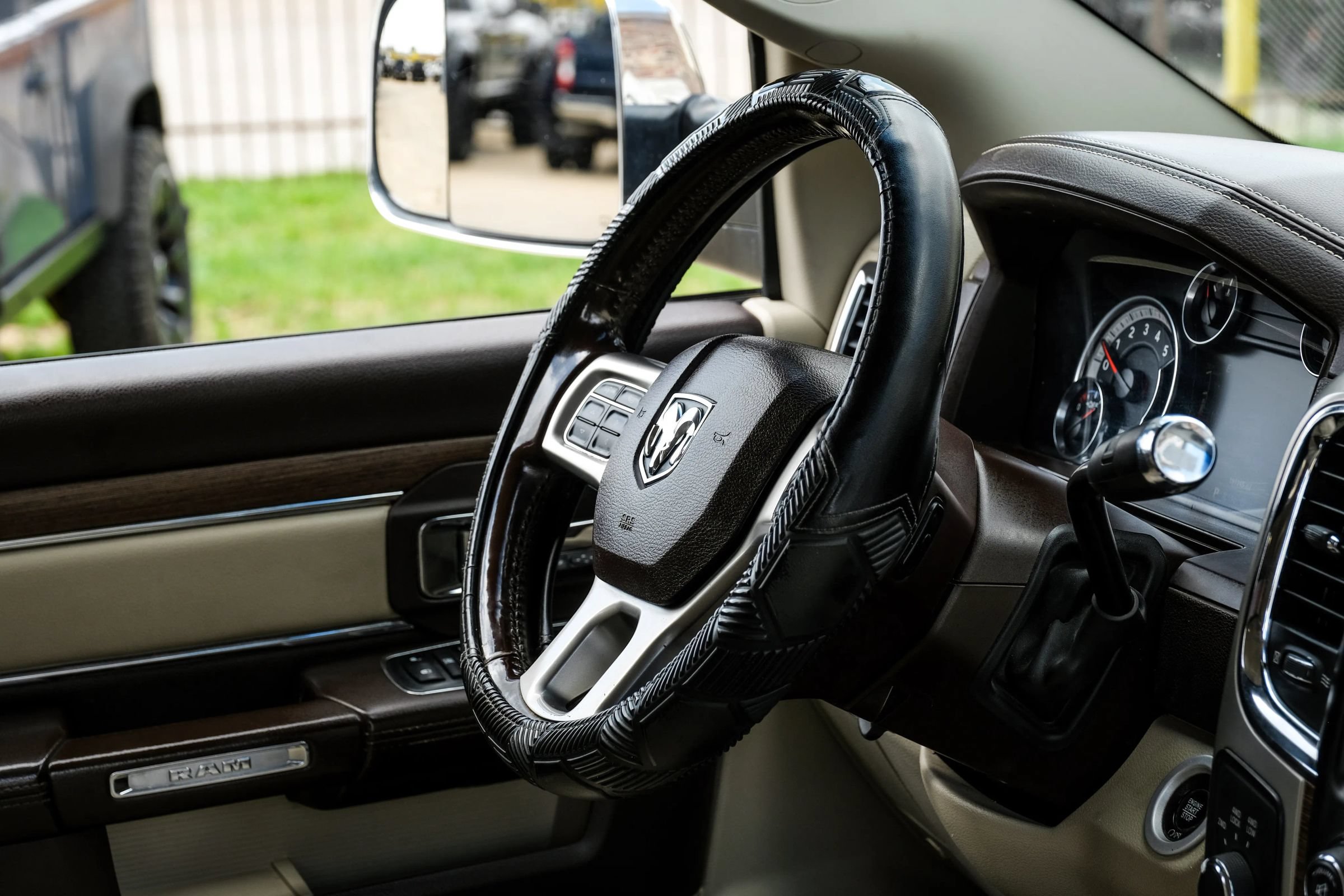 Used 2018 RAM 2500 Laramie AWD/4WD image 21