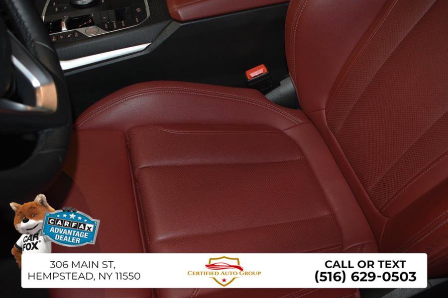 Used 2024 BMW 330i xDrive Sedan image 10