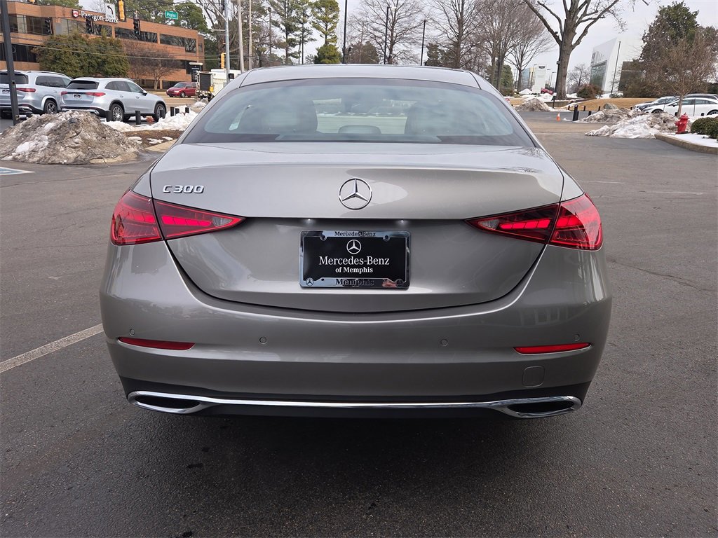 Used 2023 Mercedes-Benz C 300 Sedan image 4