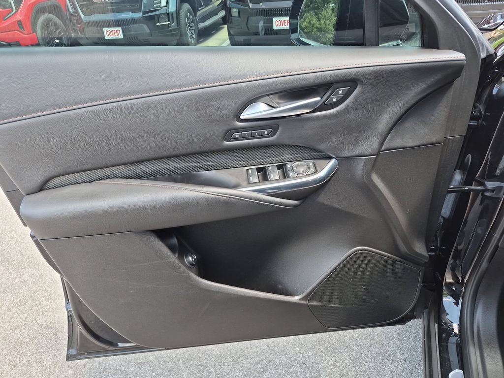 Used 2023 Cadillac XT4 Sport FWD image 21