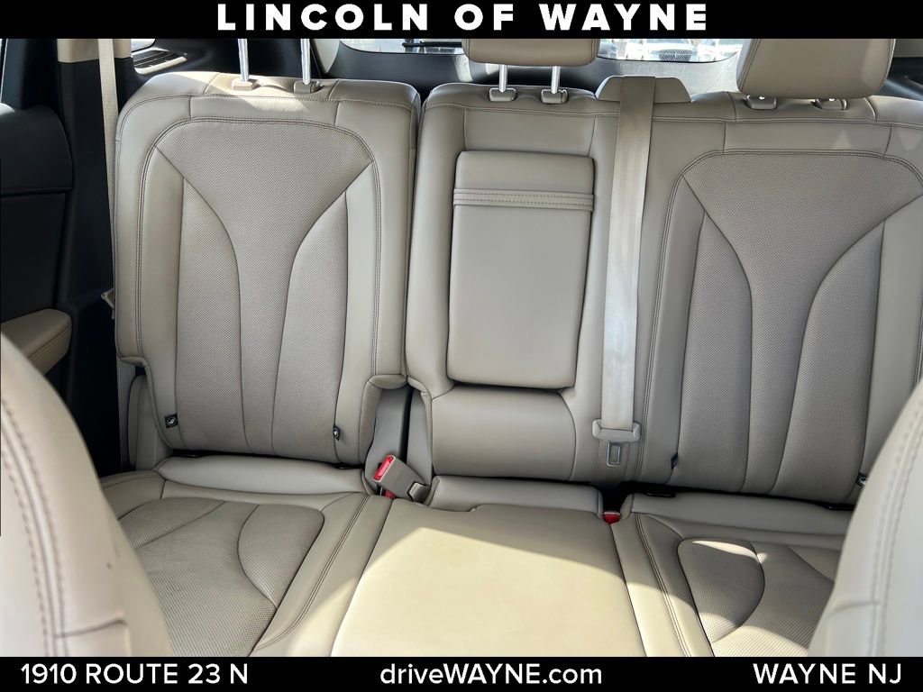 Used 2023 Lincoln Nautilus Reserve AWD/4WD image 16