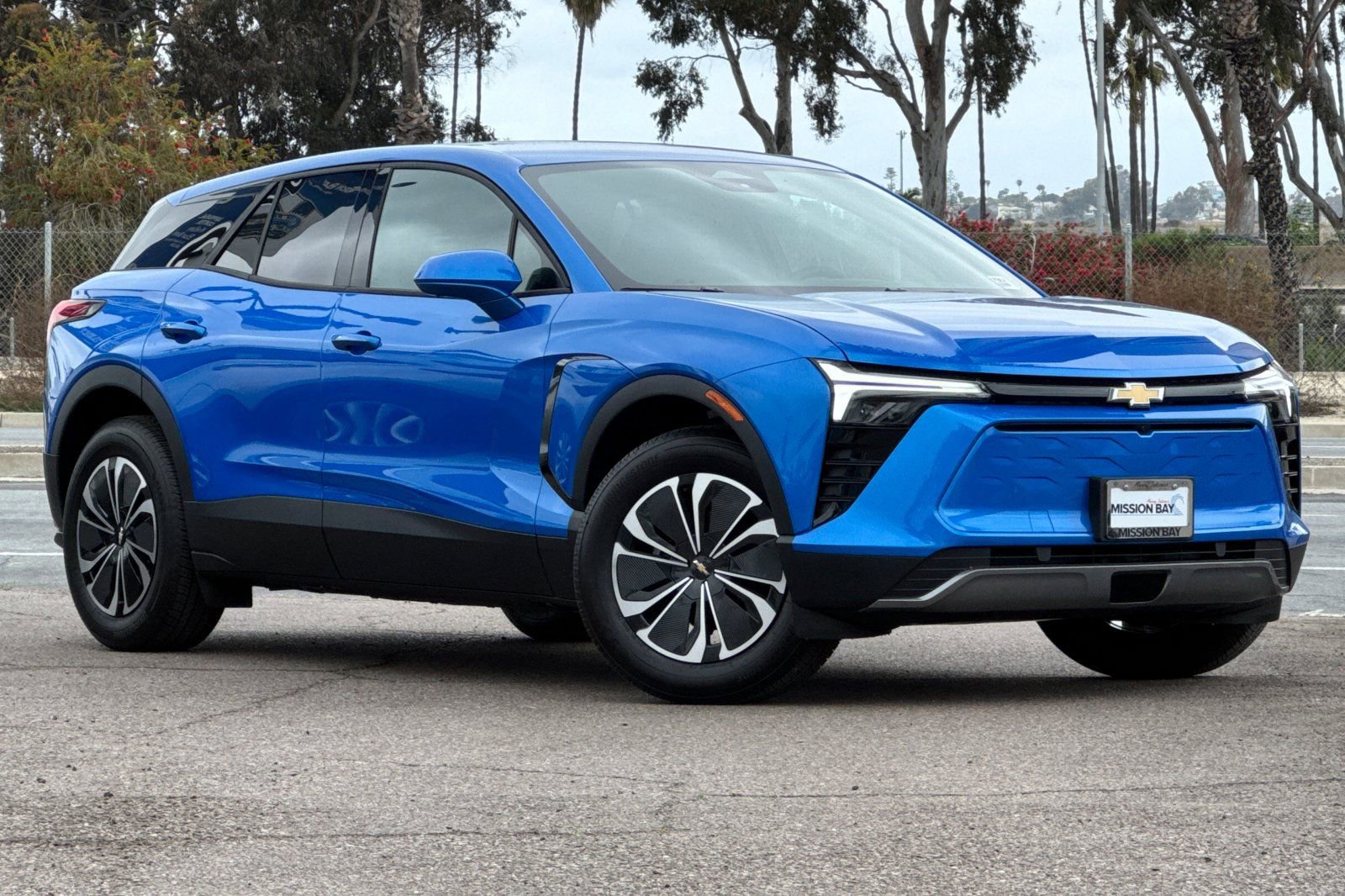 New 2025 Chevrolet Blazer EV LT FWD image 2