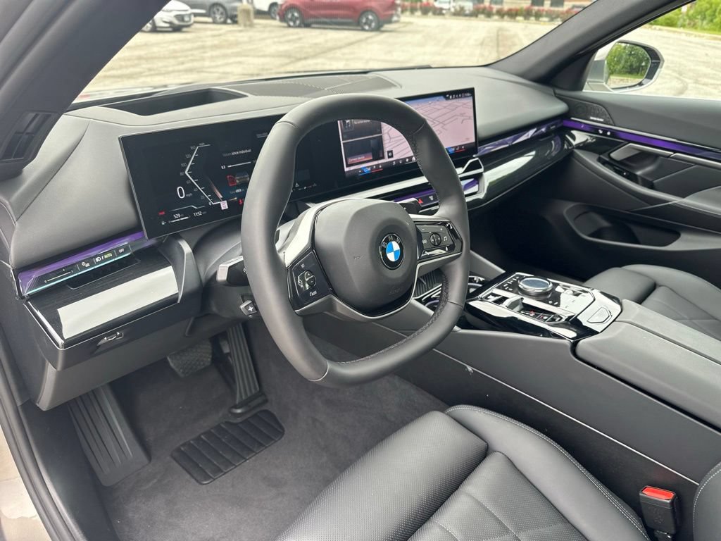 New 2026 BMW 530i xDrive w/ Premium Package AWD/4WD image 17