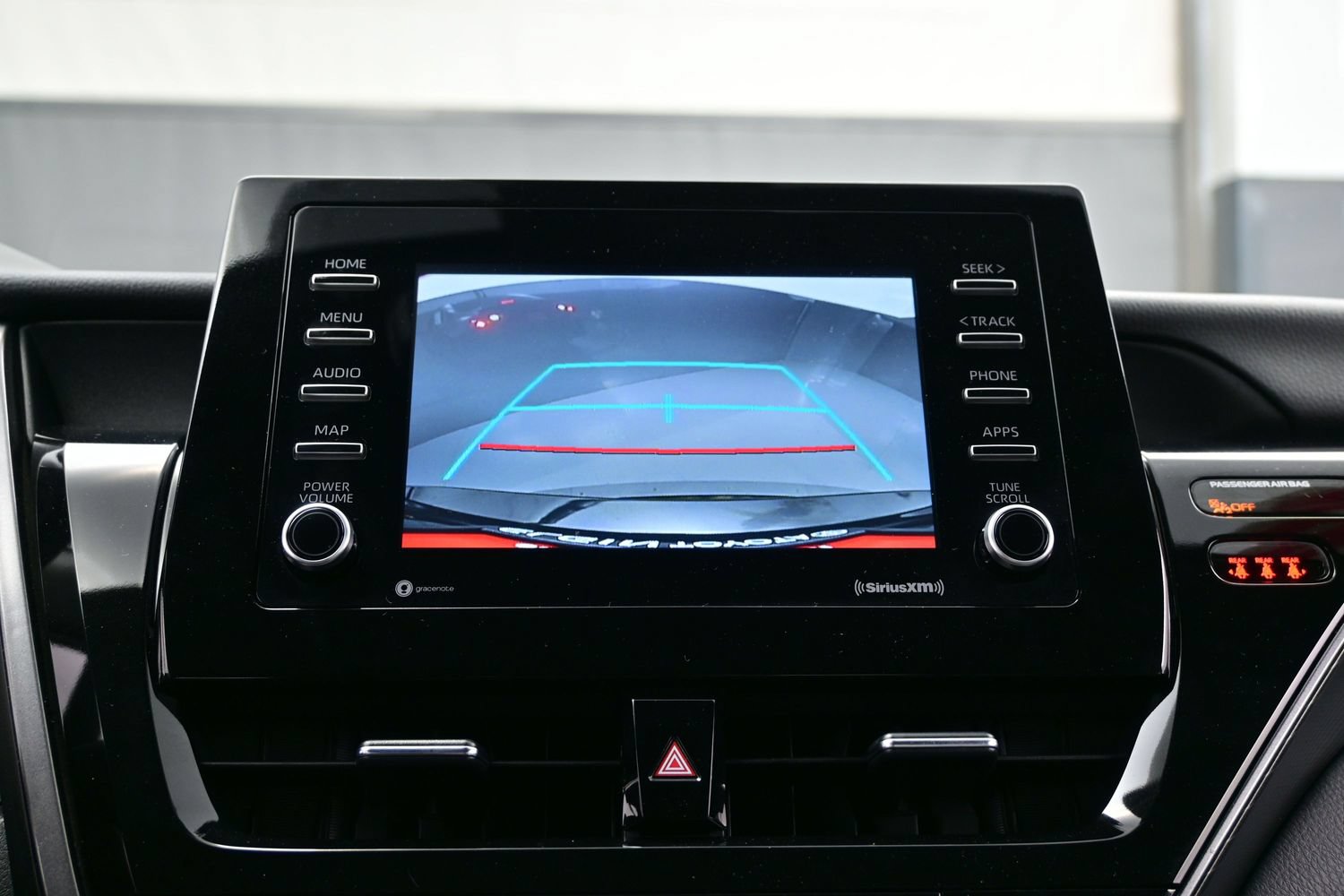 Used 2024 Toyota Camry SE FWD image 18