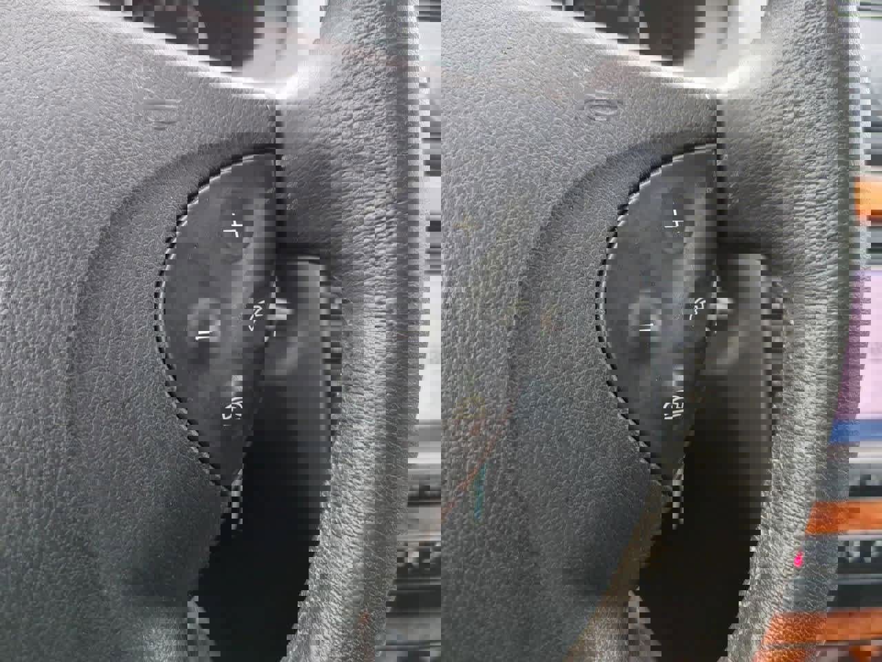 Used 2006 Mercedes-Benz E 350 Sedan image 25