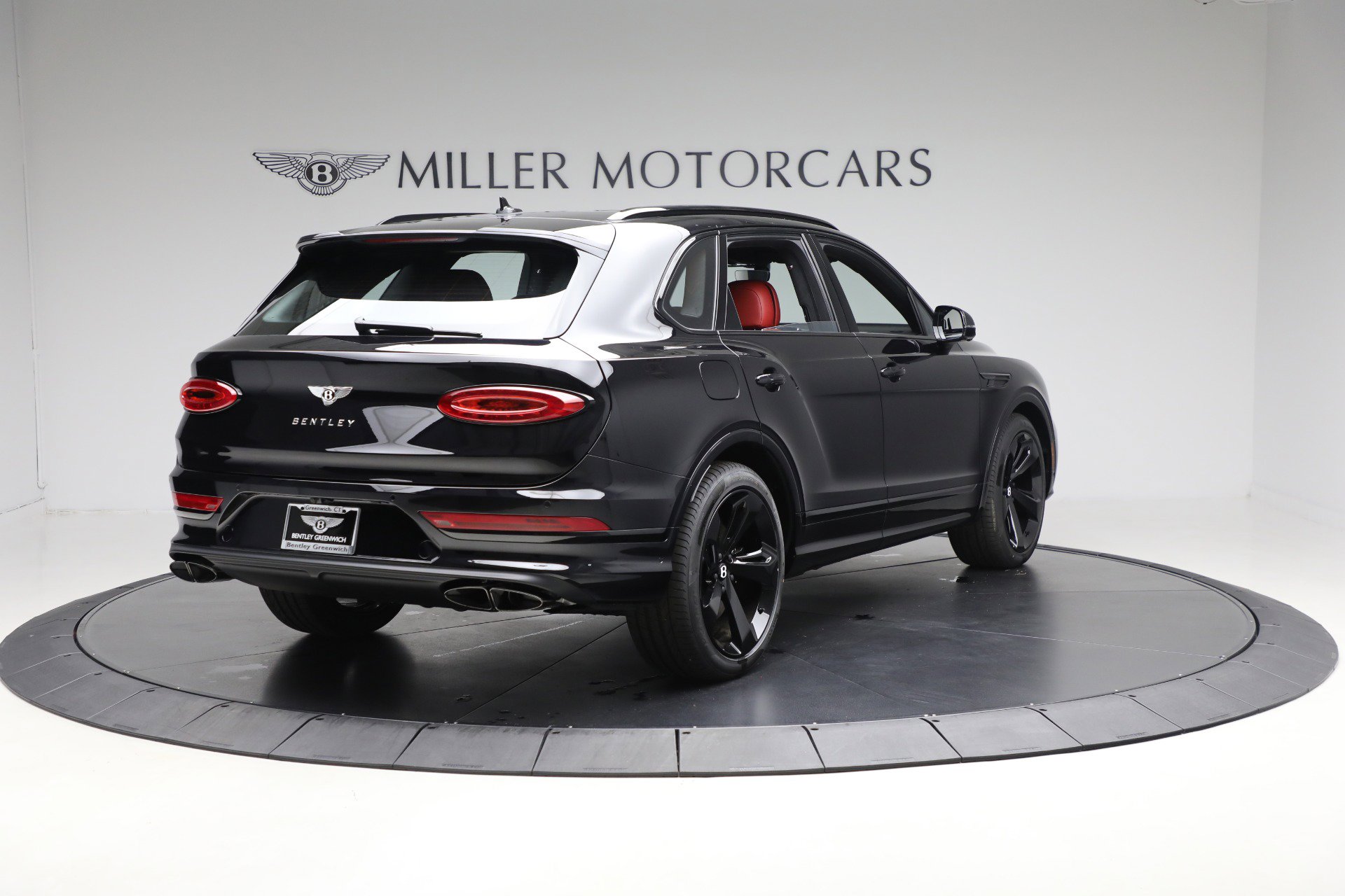 New 2025 Bentley Bentayga image 7