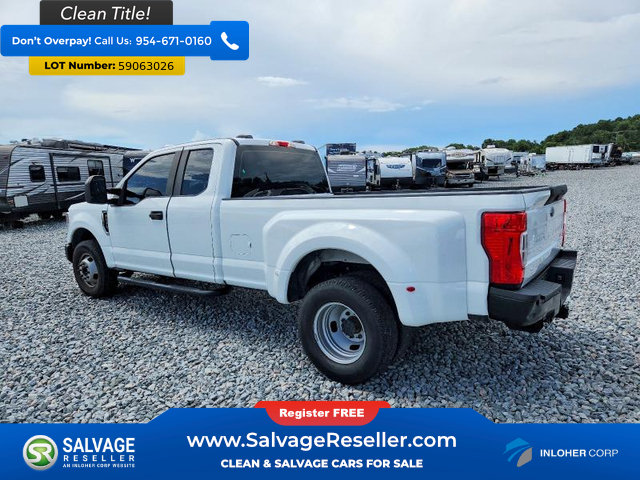 Used 2022 Ford F350 XL w/ Camper Package RWD image 4