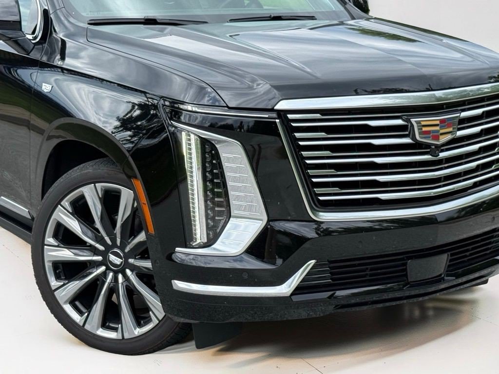 Certified 2025 Cadillac Escalade Premium Luxury Platinum w/ LPO, Floor Liner Package AWD/4WD image 5