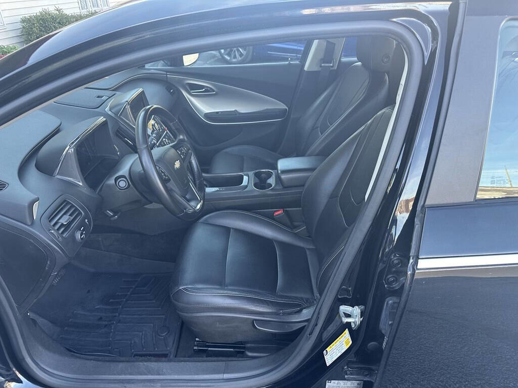Used 2015 Chevrolet Volt Premium w/ Premium Trim Package image 16
