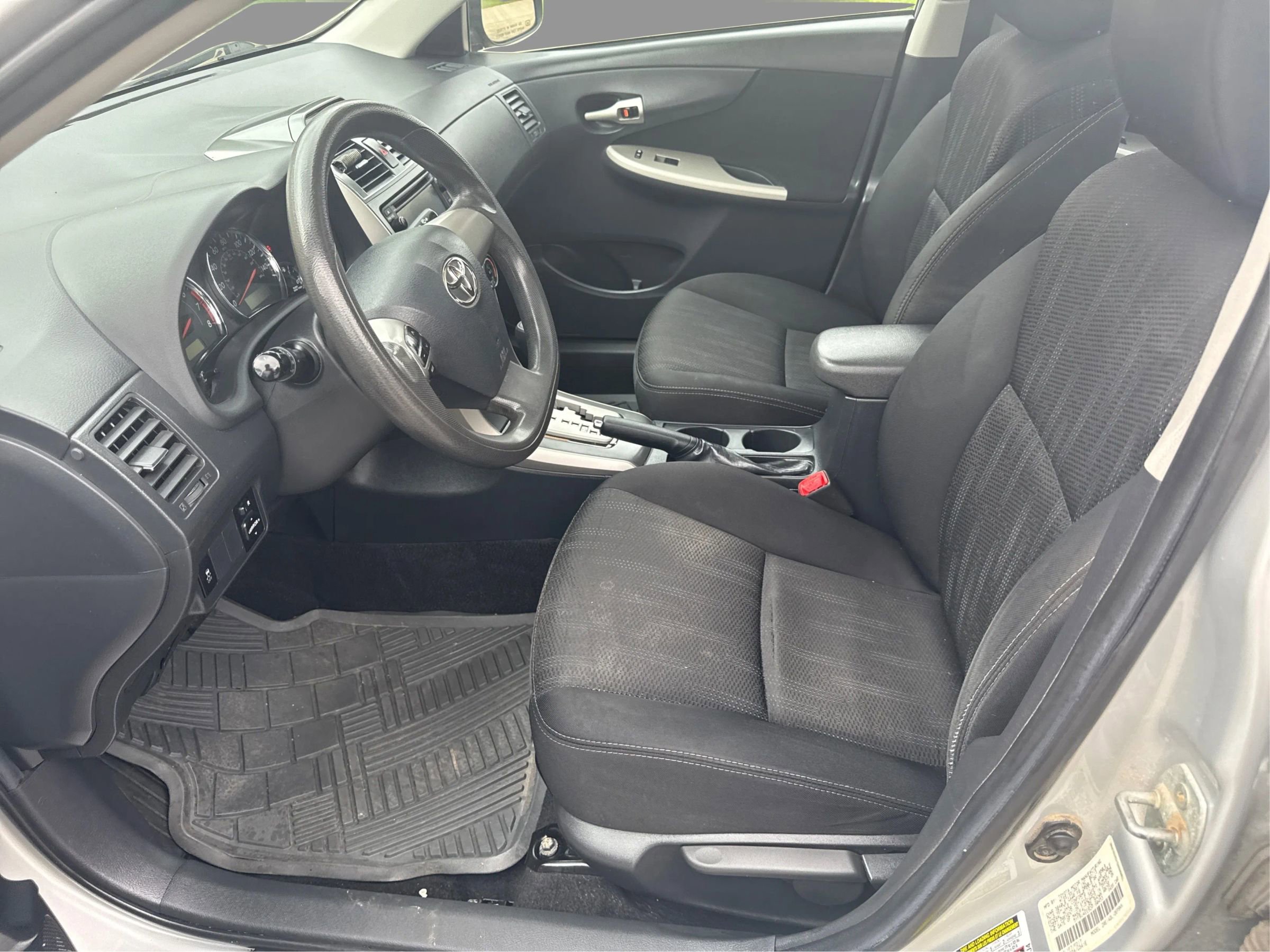 Used 2013 Toyota Corolla S w/ Premium Pkg FWD image 10