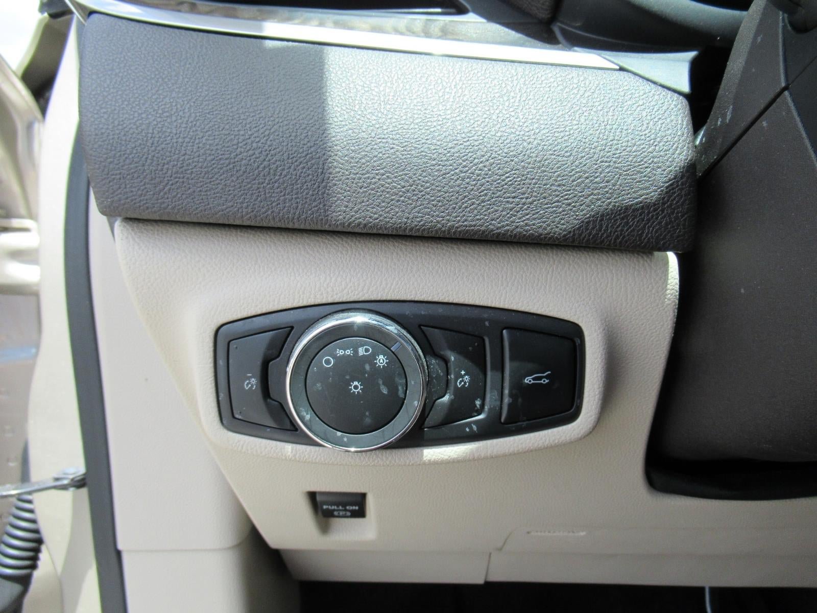 Used 2017 Lincoln MKC Reserve FWD image 21