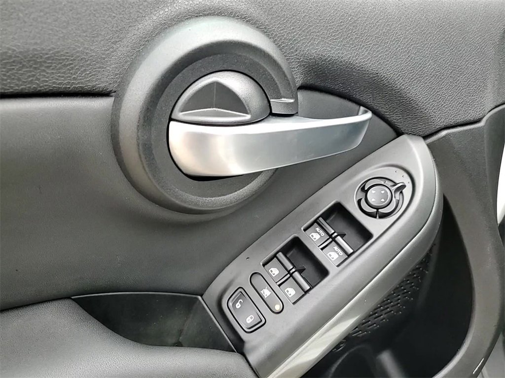 Used 2022 FIAT 500X Pop w/ Sport Appearance Package image 10