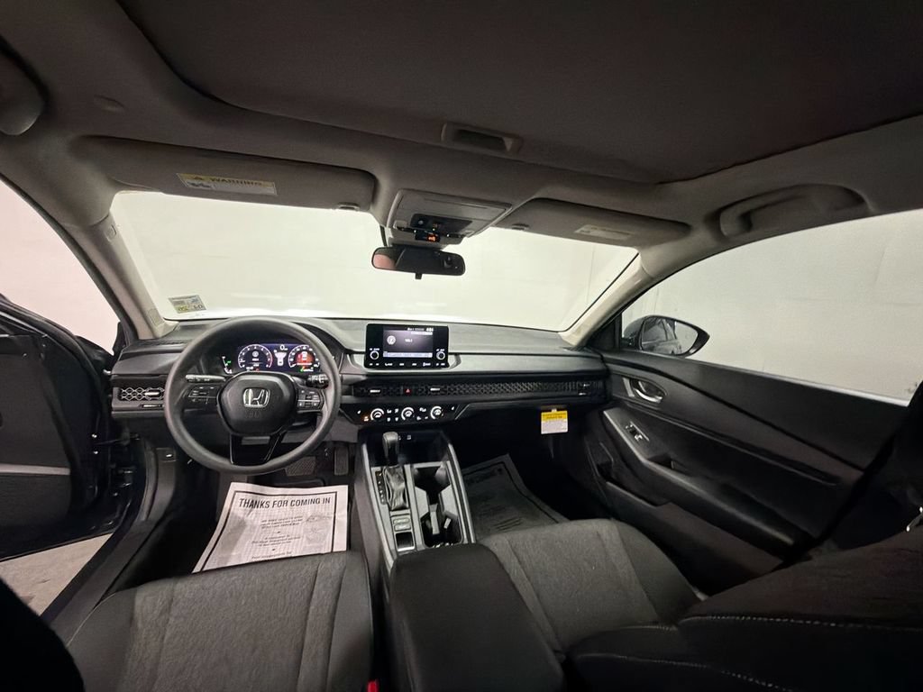 Used 2025 Honda Accord SE image 20