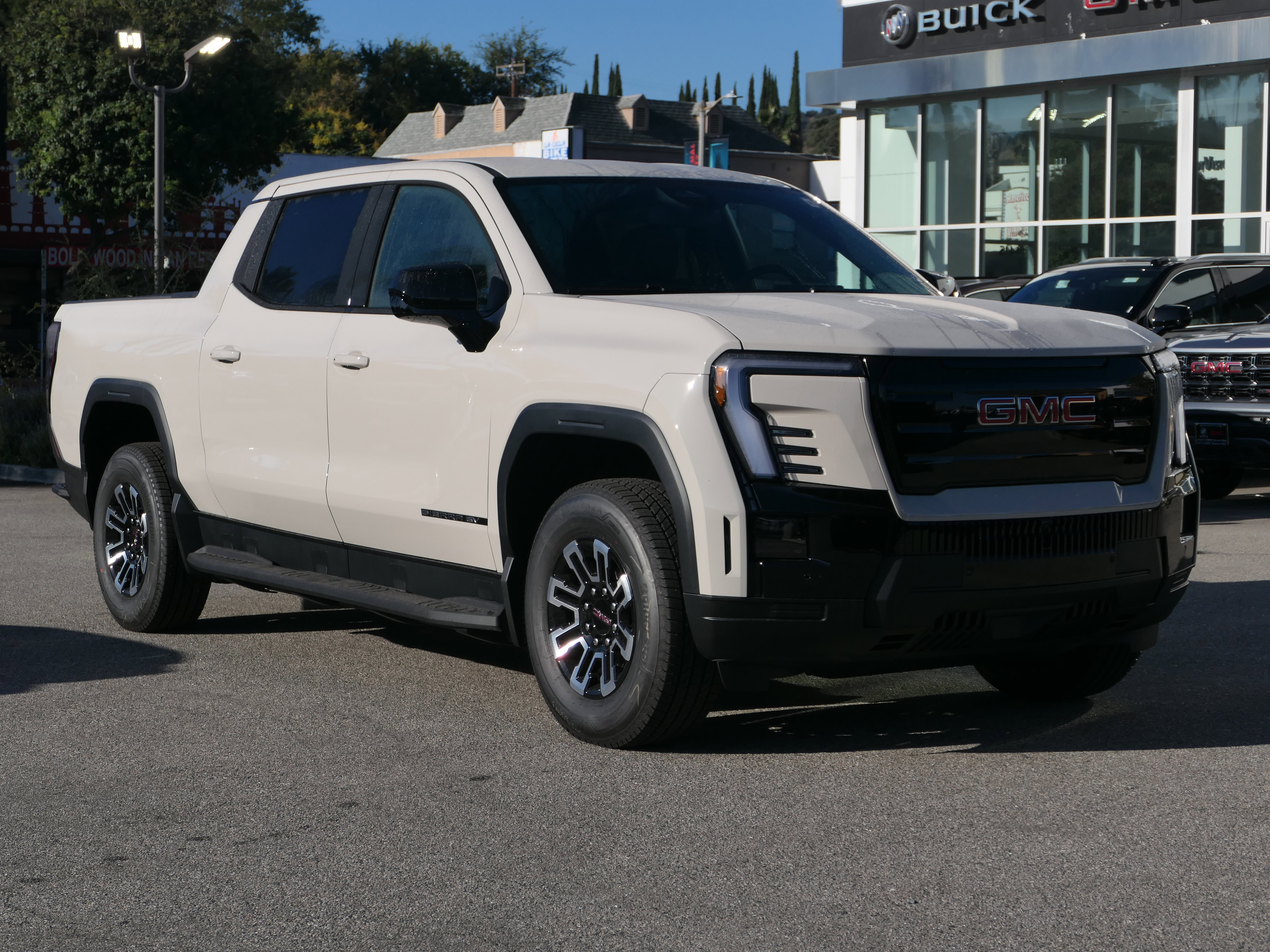 New 2026 GMC Sierra EV Elevation image 7