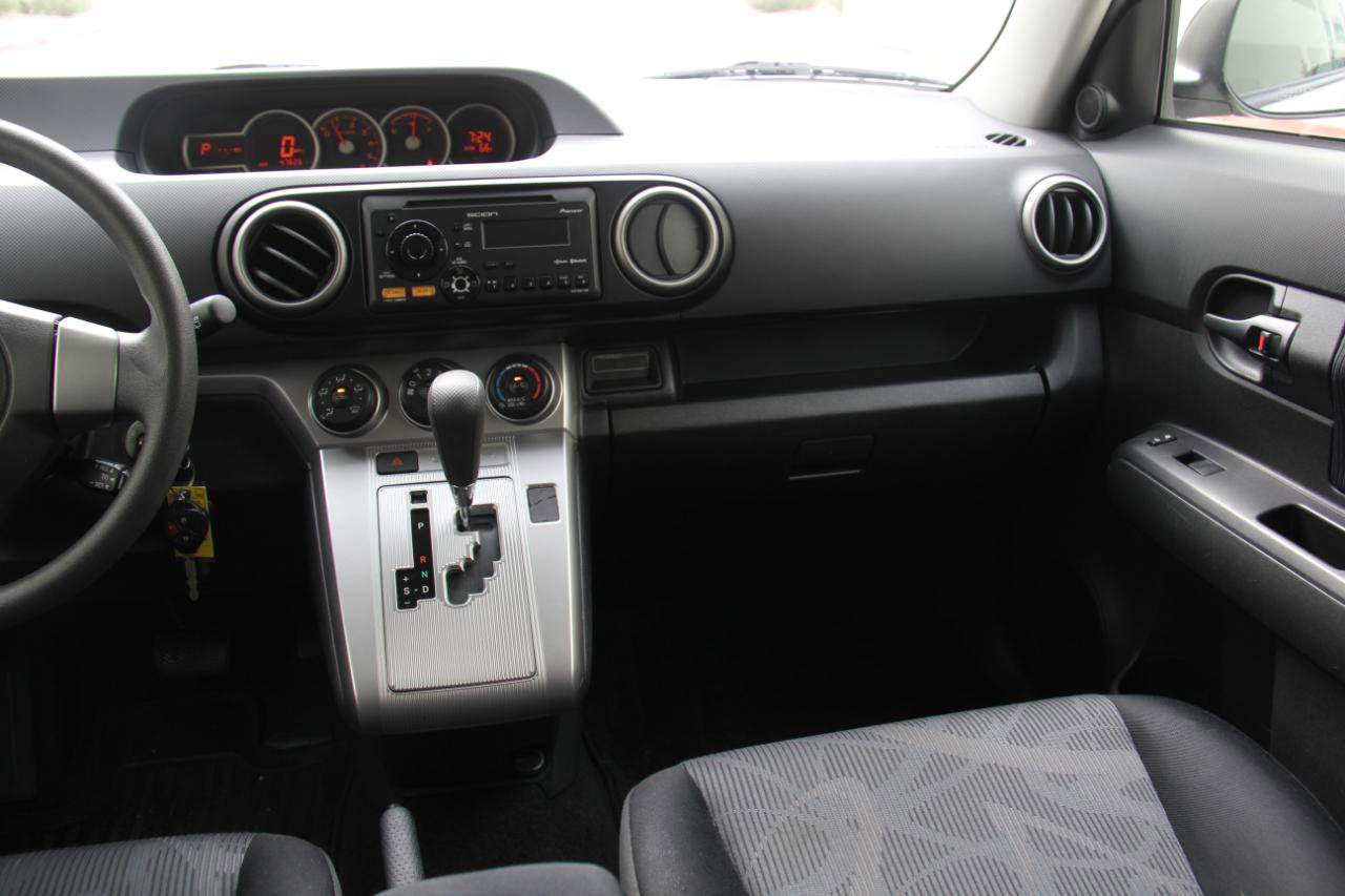 Used 2012 Scion xB image 10