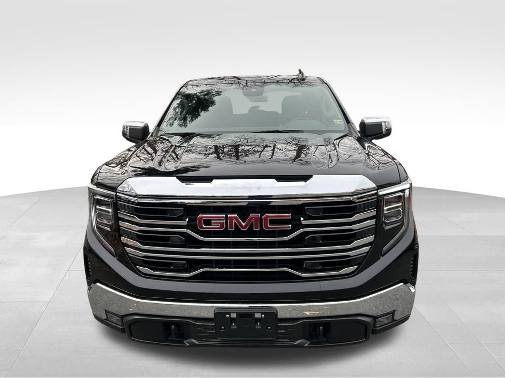 Used 2025 GMC Sierra 1500 SLT image 9