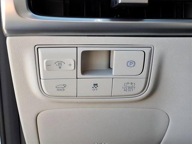 New 2026 Hyundai Tucson Limited w/ Tow & Go Package image 17