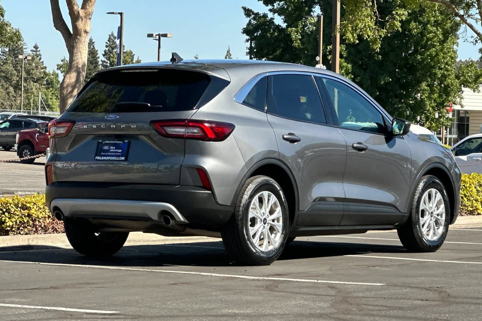 Certified 2024 Ford Escape Active FWD image 2