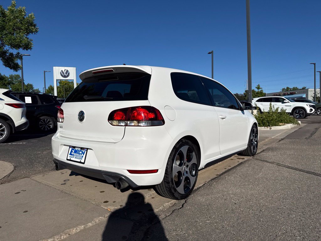 Used 2011 Volkswagen Golf 2-Door FWD image 5