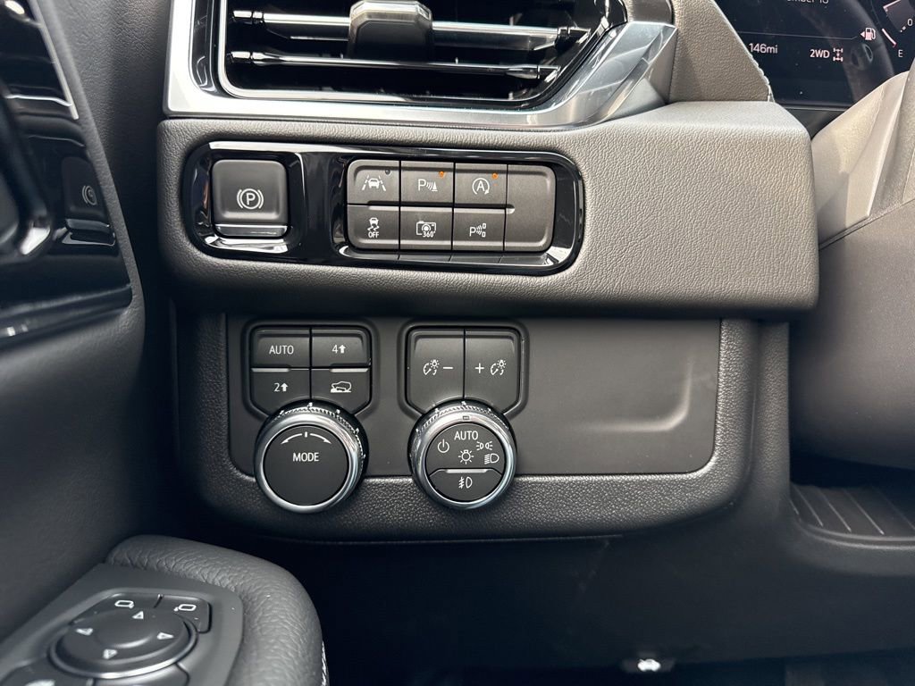 New 2026 GMC Yukon XL Denali image 25