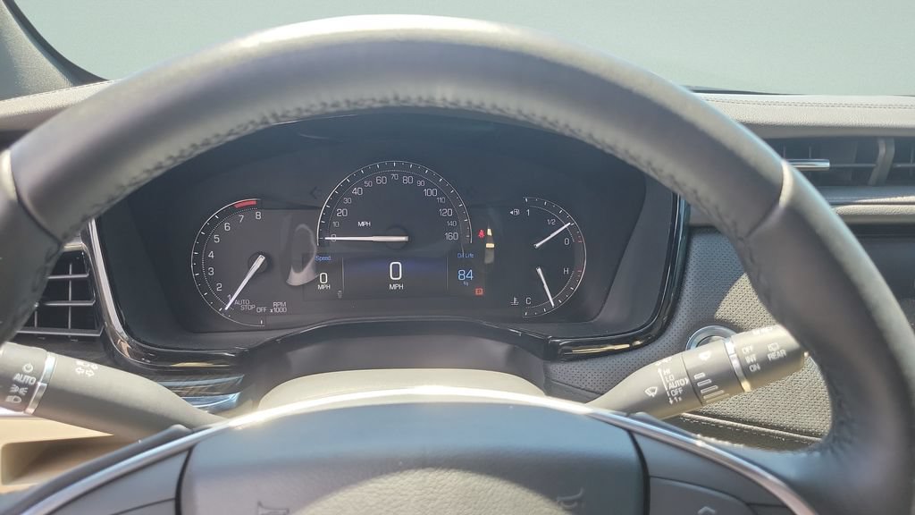 Used 2018 Cadillac XT5 FWD image 22